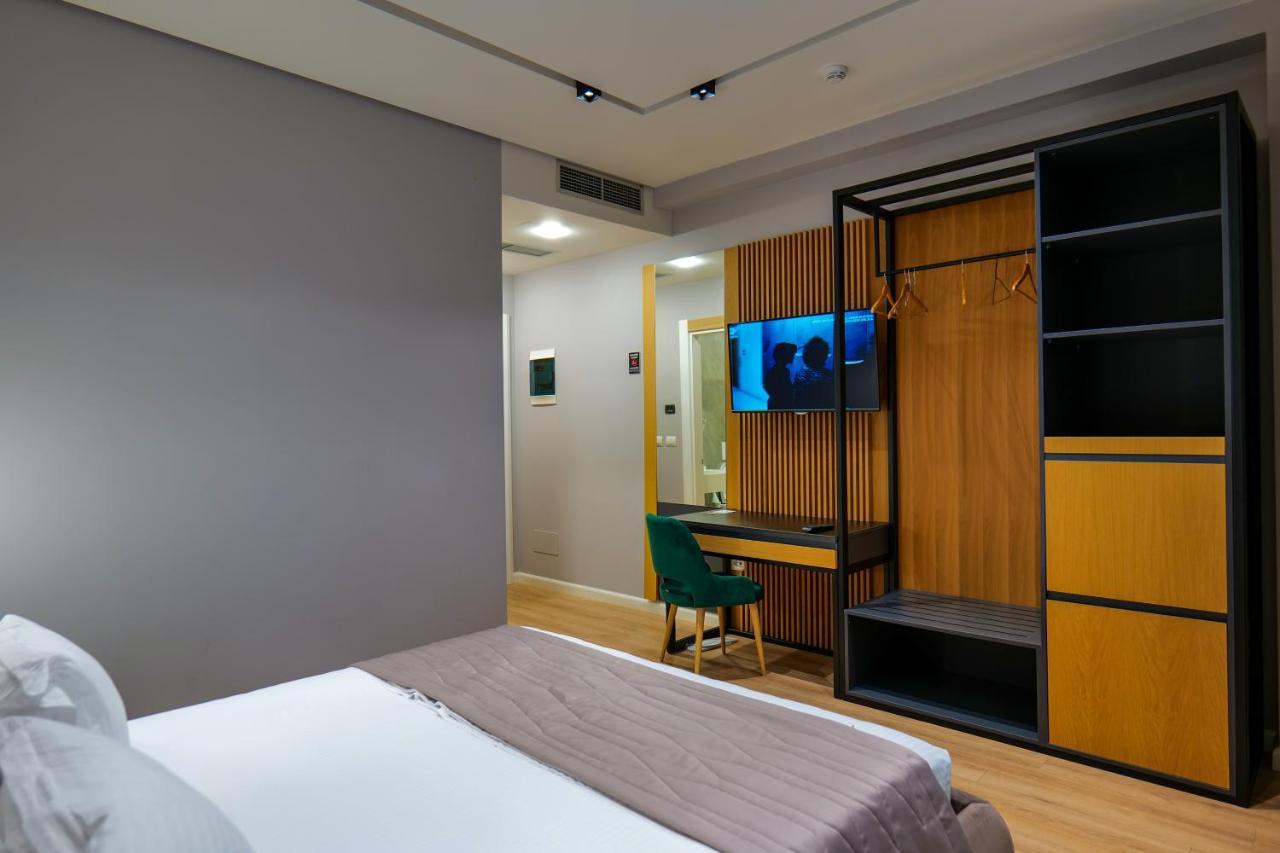 Lord Hotel Tirana Vore Luaran gambar